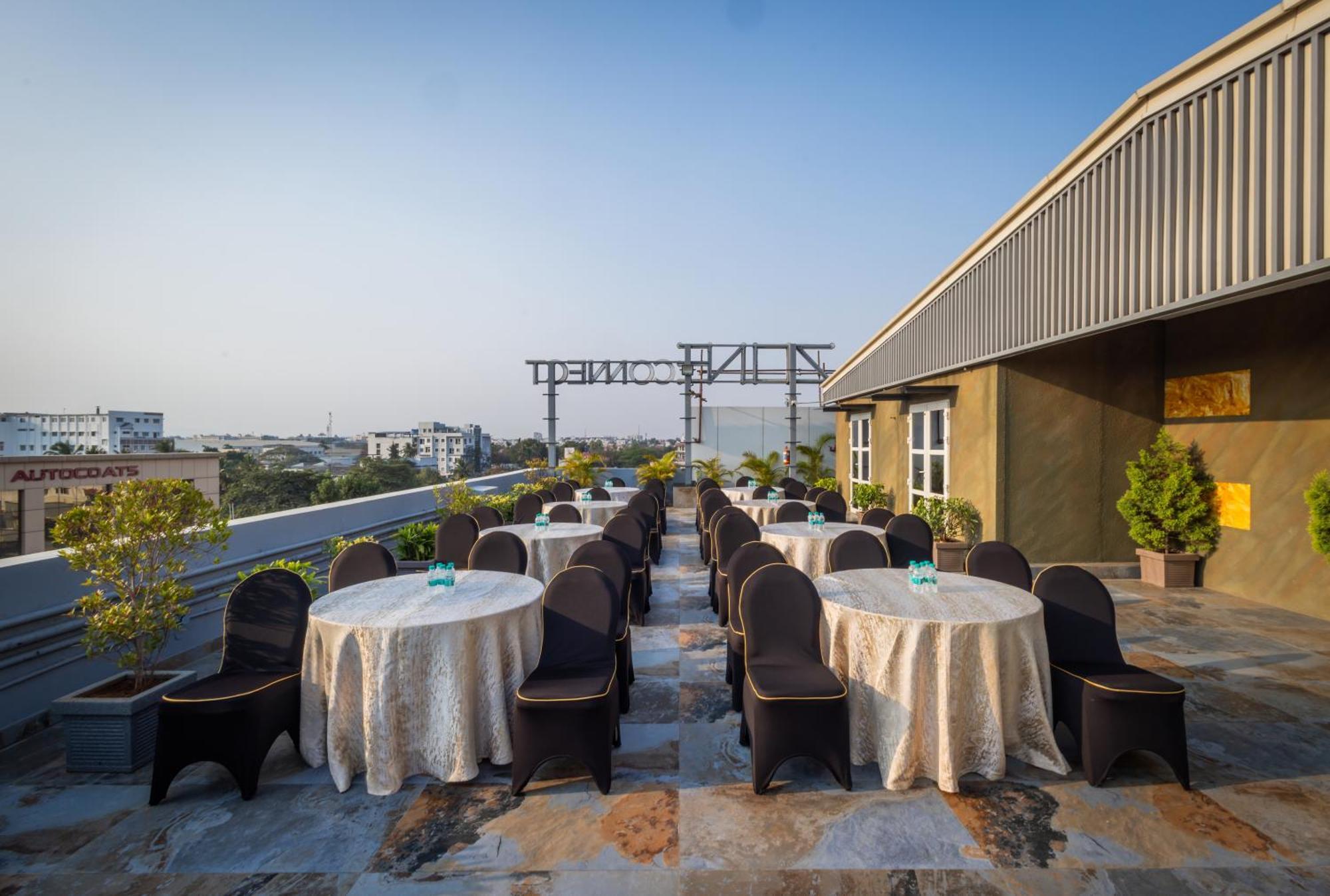 Zone Connect By The Park Coimbatore Bagian luar foto