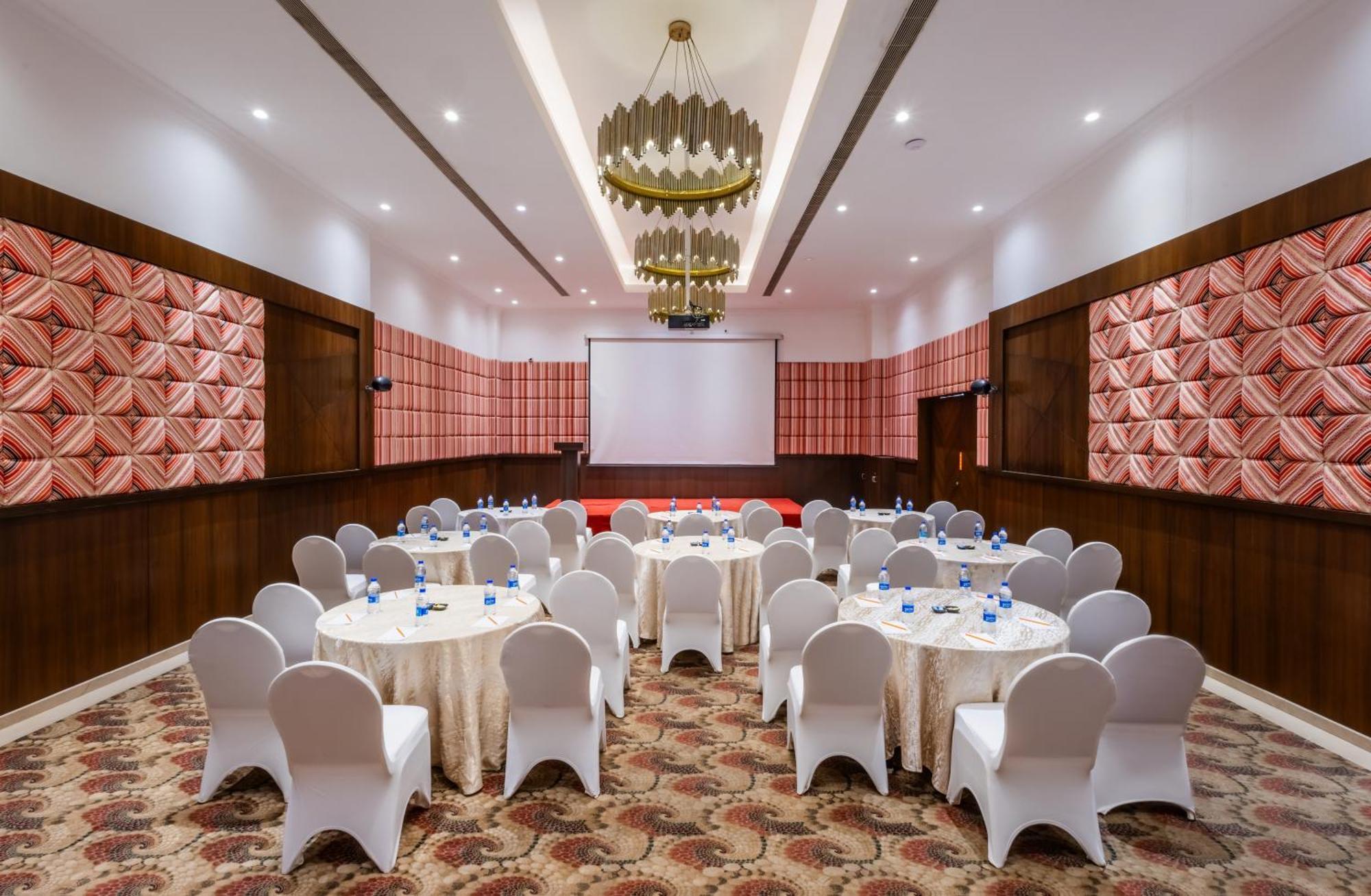 Zone Connect By The Park Coimbatore Bagian luar foto